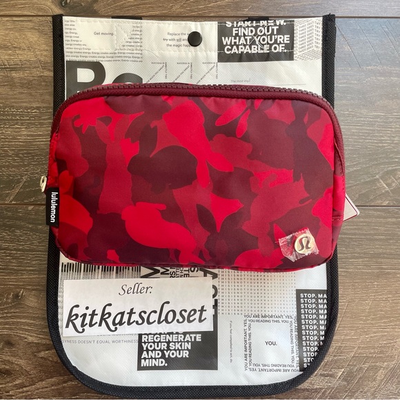 lululemon athletica Bags Nwt New Year 223 Lululemon Everywhere Belt